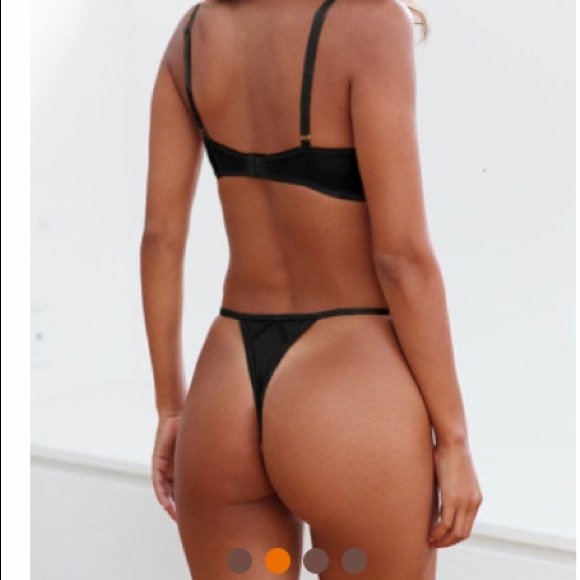 BLACK BLOSSOM BALCONY AND THONG NWOT - Picture 2 of 5